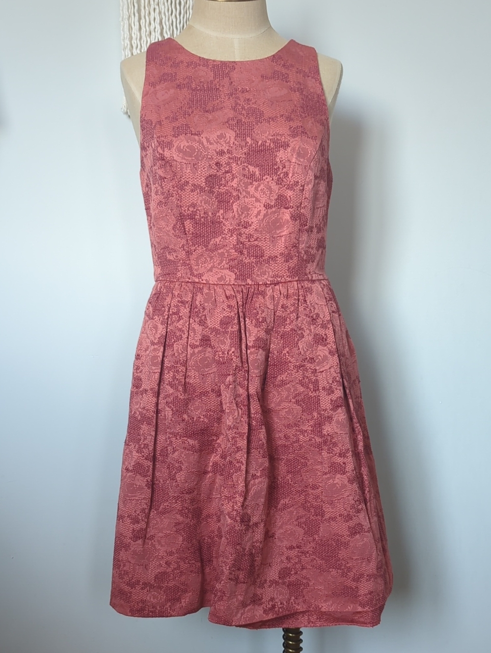 The Limited Damask lined dusty rose dress with pockets size 4